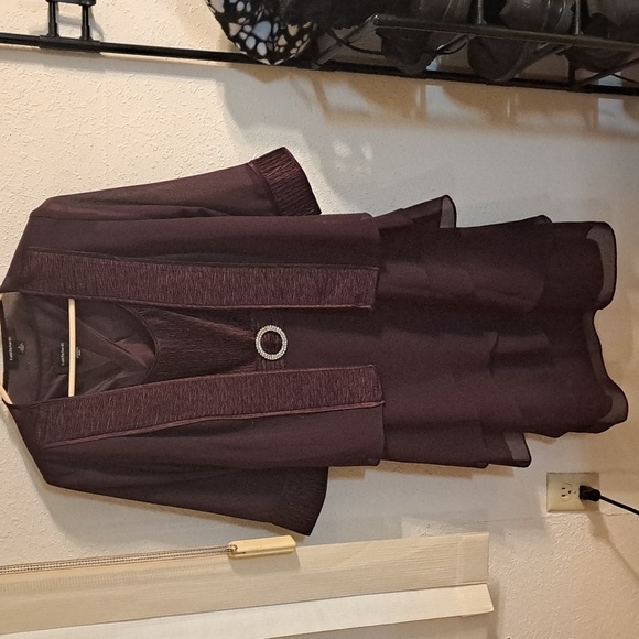 R And M Richards Dress with Jacket. Size 8 like New. - Picture 1 of 8